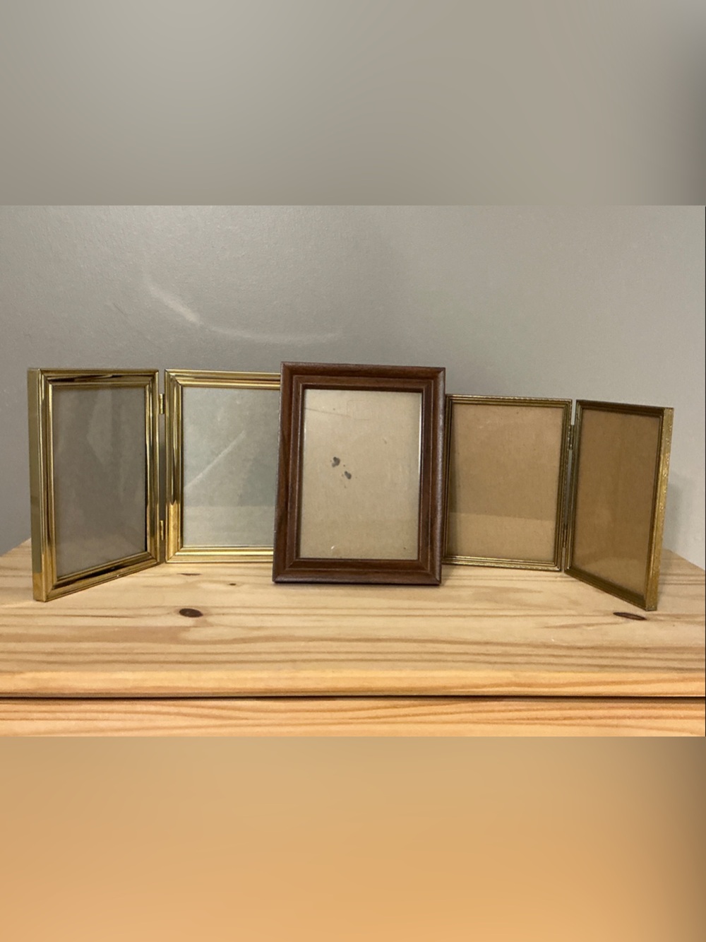 Collection of Classic Gold Tone and Wooden 4x6 Photo Frames